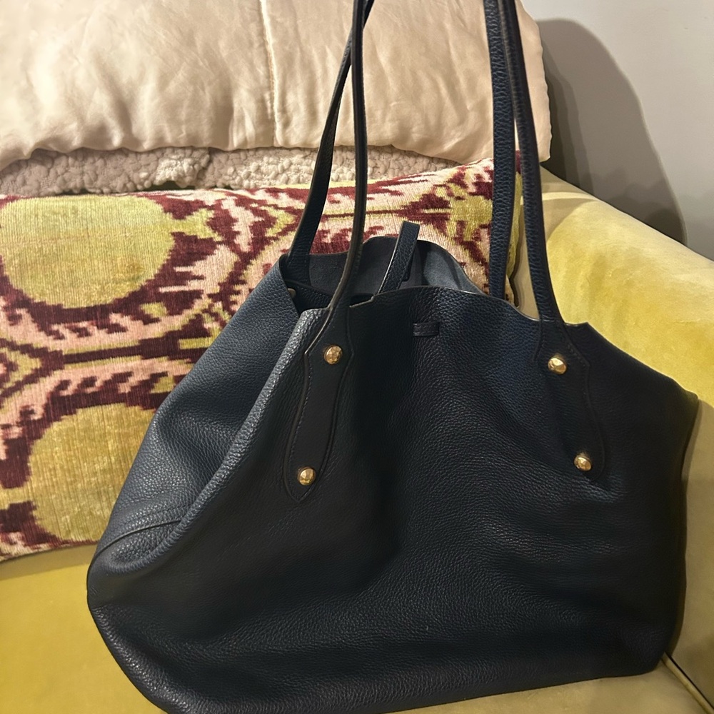 Black and Gold Leather Tote with Elegant Design